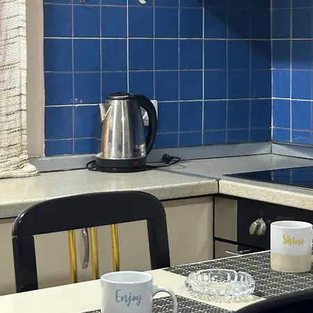 Alle's M Shyri Appartement