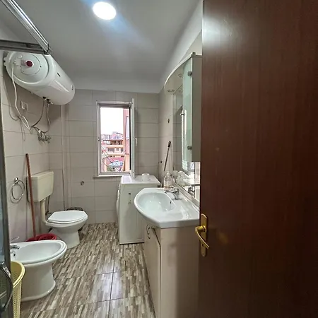 Alle's M Shyri 公寓 地拉那